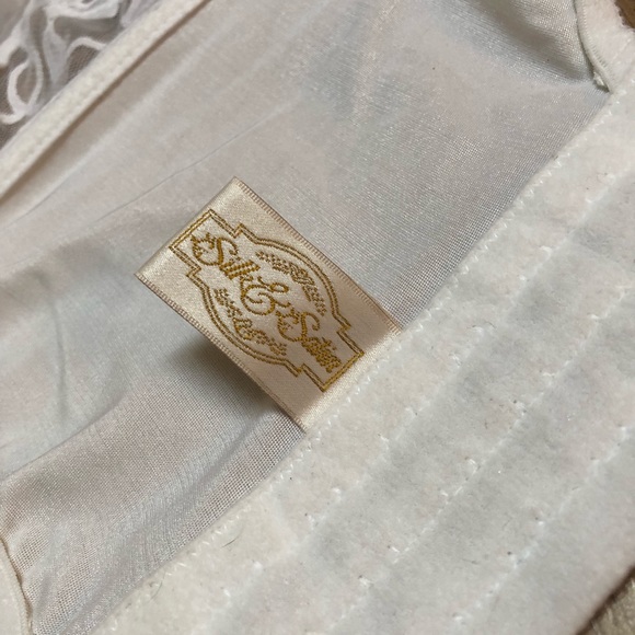 Corset Lingerie Bustier Top All Removable Straps - Picture 3 of 9